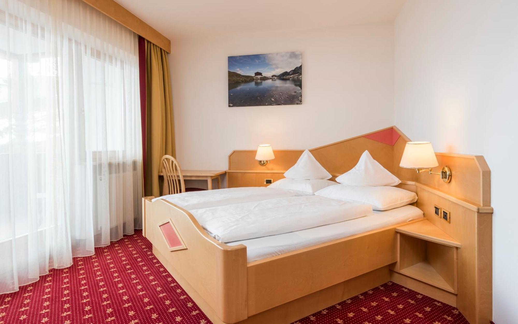 Hotel Schoenblick Maranza Room photo
